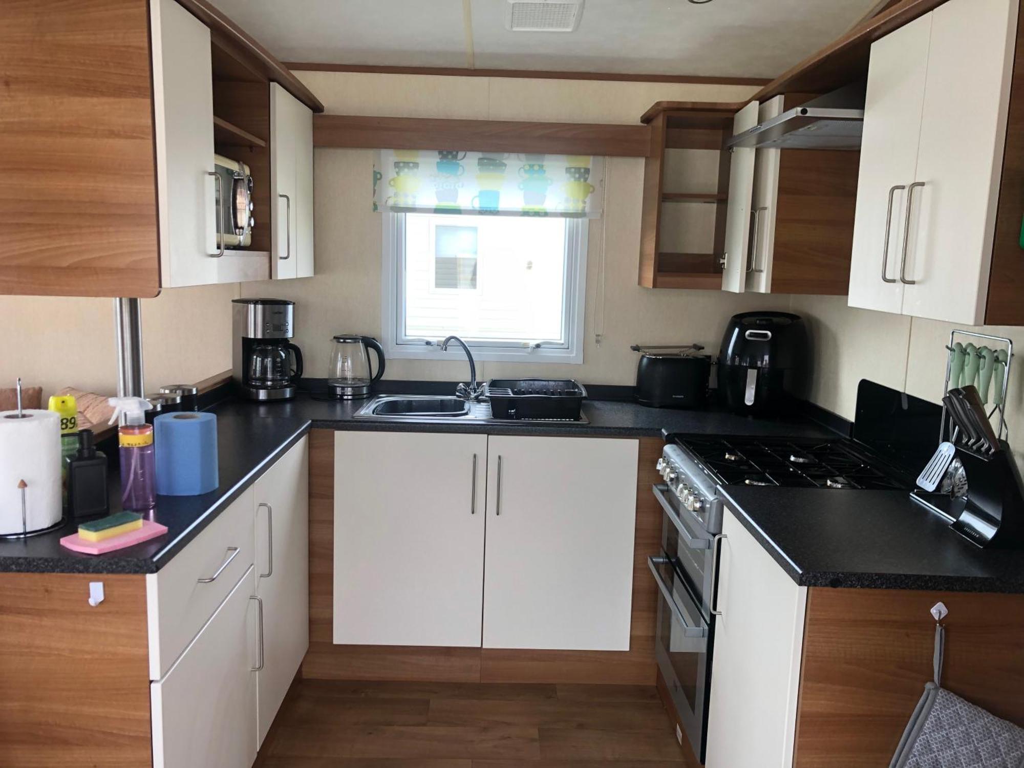 Two X 8 Berth Static Caravan On Lyons Robin Hood Rhyl North Wales Meliden المظهر الخارجي الصورة
