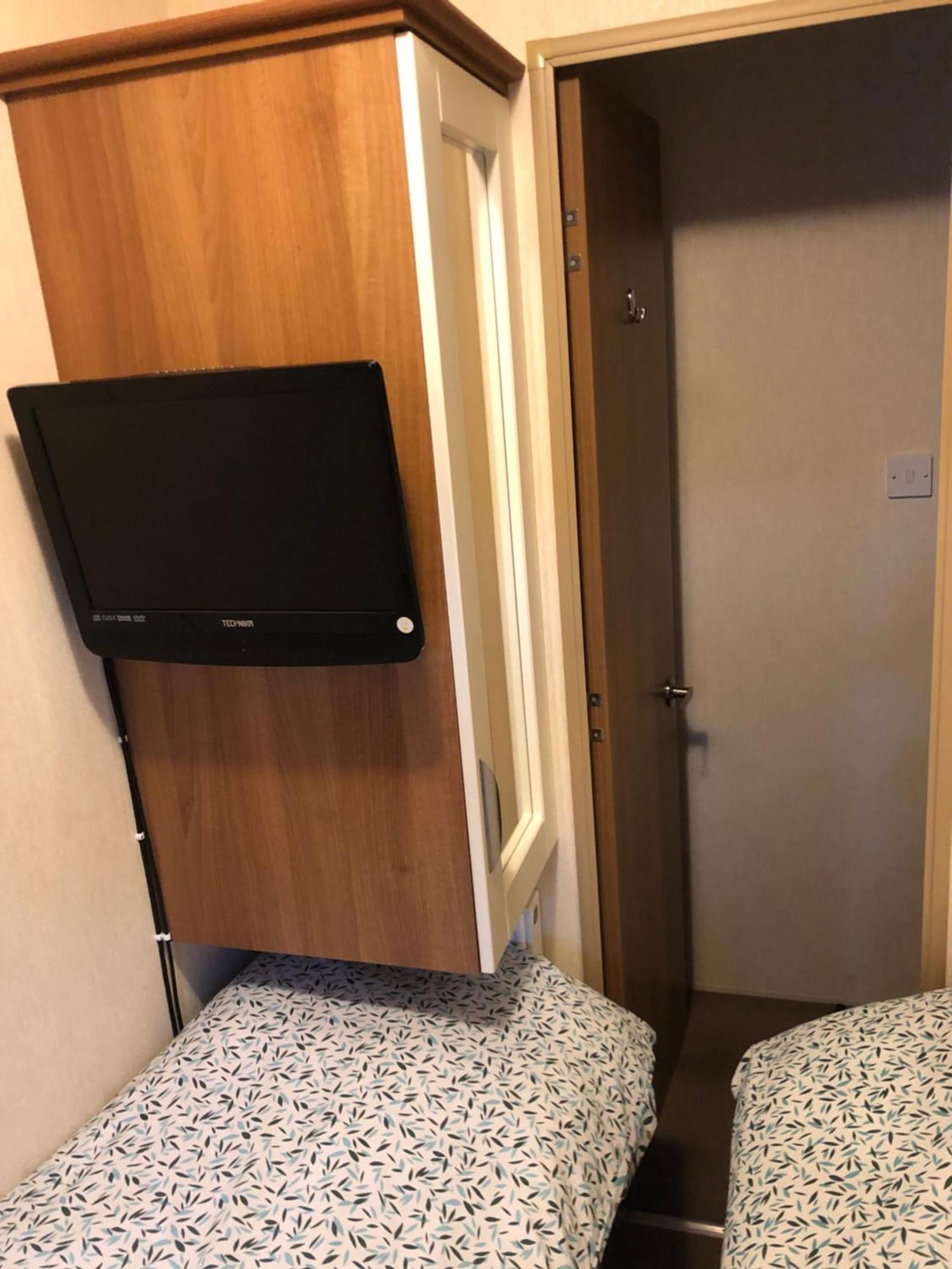 Two X 8 Berth Static Caravan On Lyons Robin Hood Rhyl North Wales Meliden المظهر الخارجي الصورة