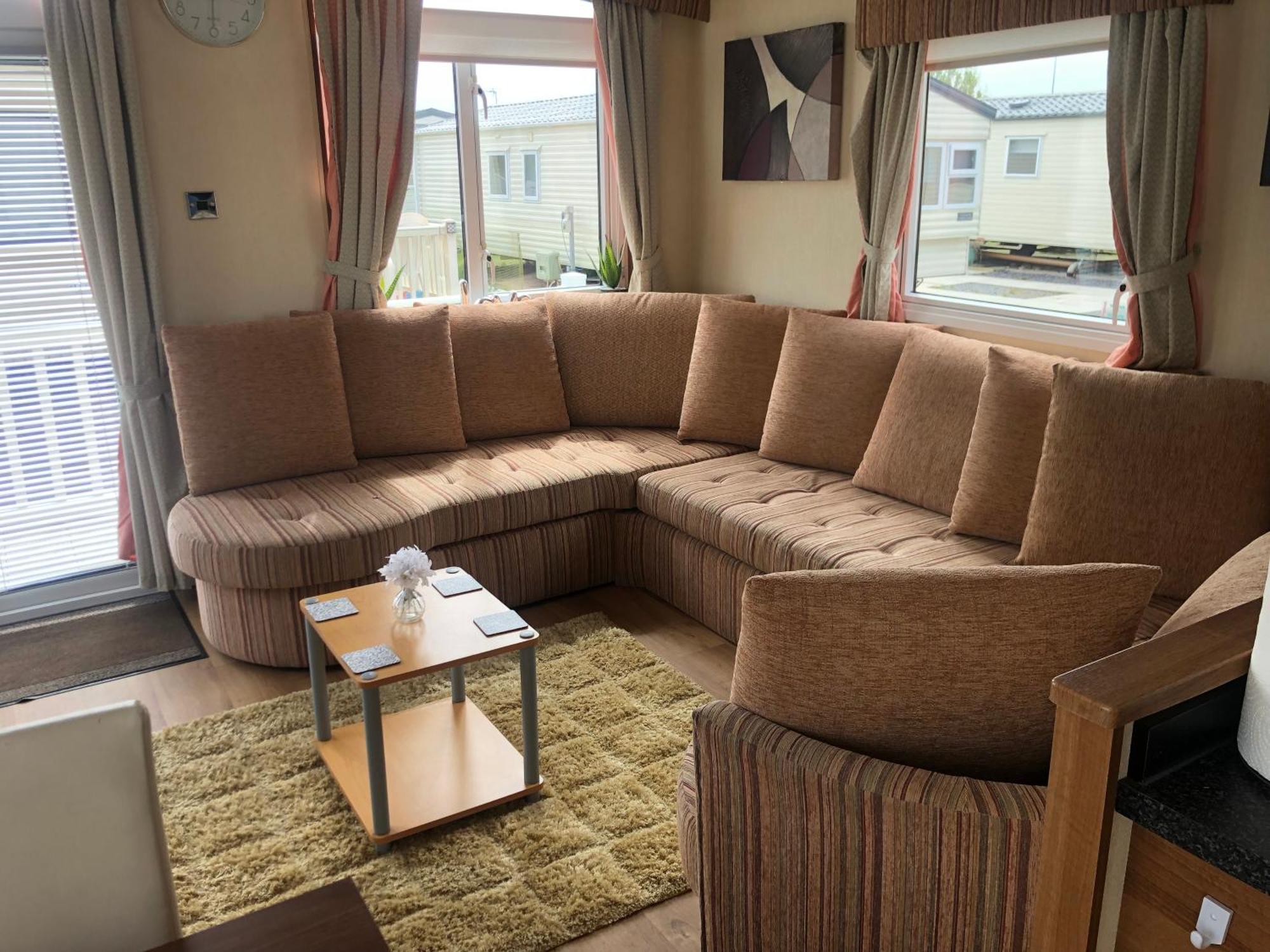 Two X 8 Berth Static Caravan On Lyons Robin Hood Rhyl North Wales Meliden المظهر الخارجي الصورة