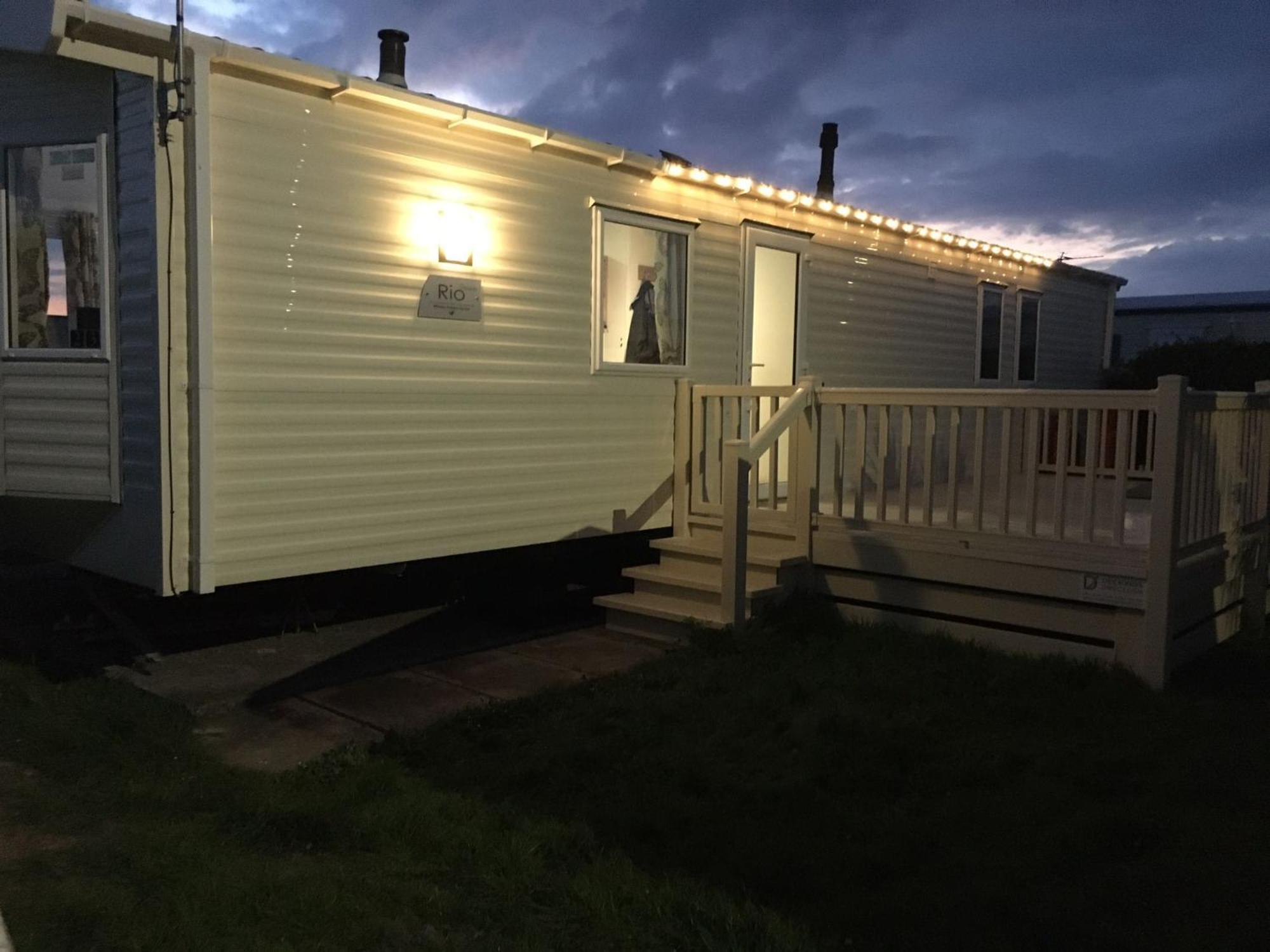Two X 8 Berth Static Caravan On Lyons Robin Hood Rhyl North Wales Meliden المظهر الخارجي الصورة