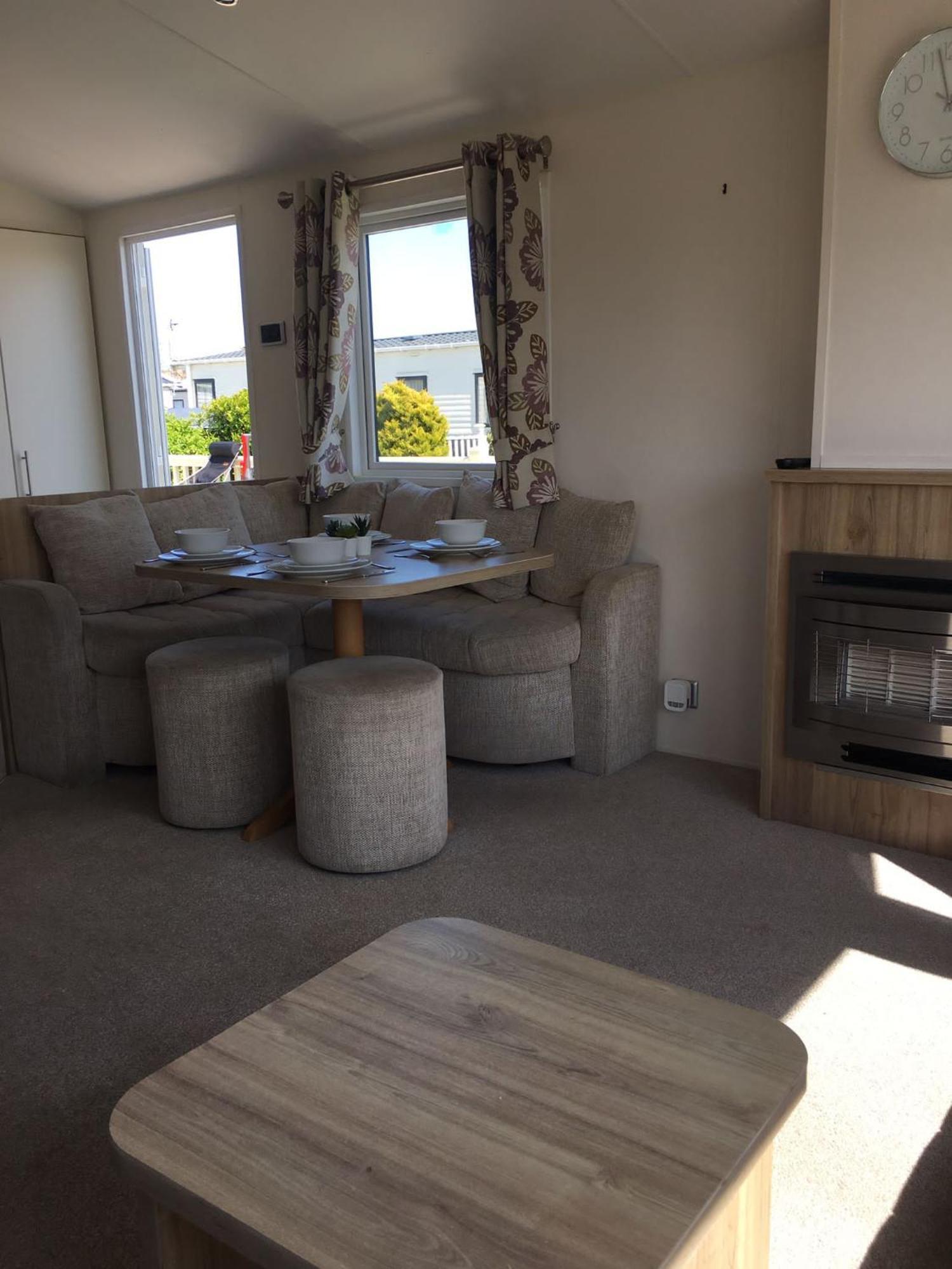 Two X 8 Berth Static Caravan On Lyons Robin Hood Rhyl North Wales Meliden المظهر الخارجي الصورة